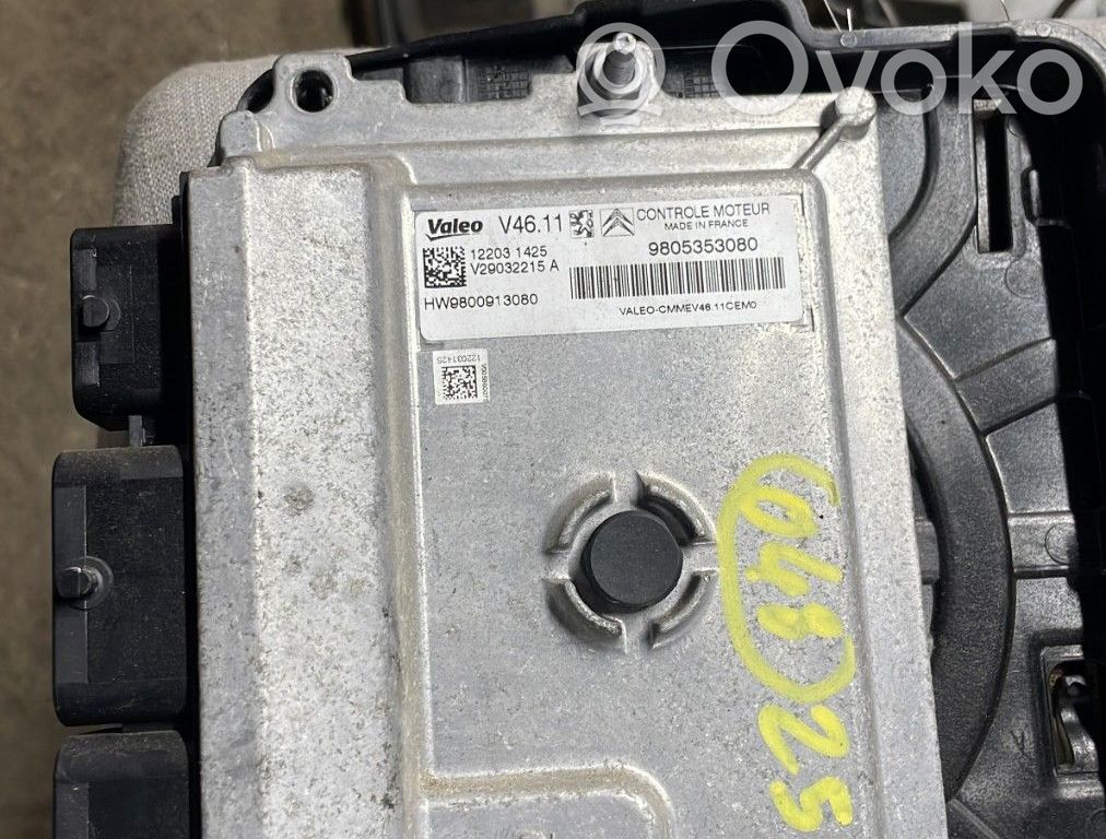 Peugeot 208 I Engine control unit/module 