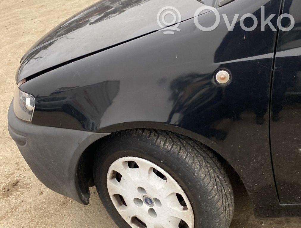Fiat Punto (188) Aile 