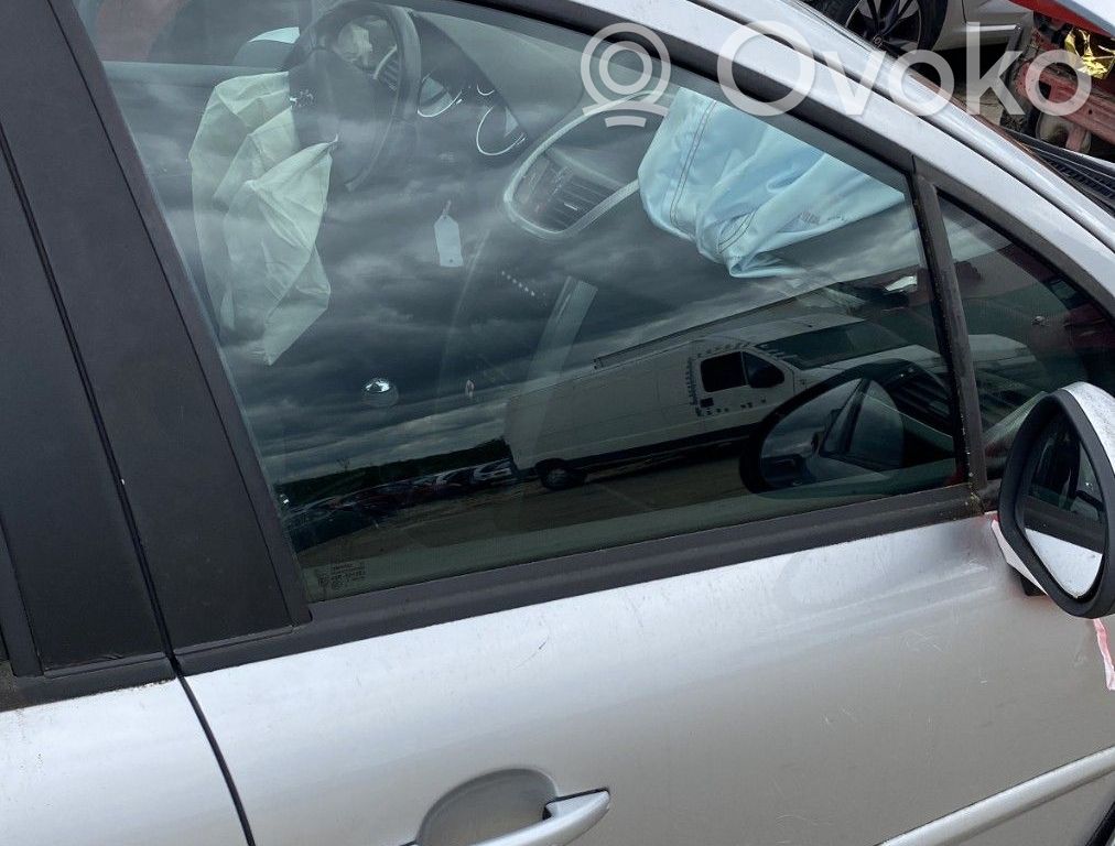 Peugeot 207 Vetro del finestrino della portiera anteriore - quattro porte 