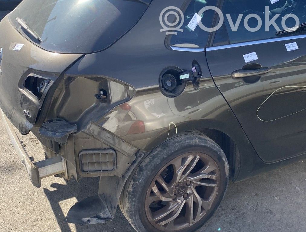 Panel lateral trasero   0000852713