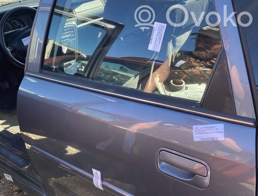 Opel Vectra B Puerta trasera 