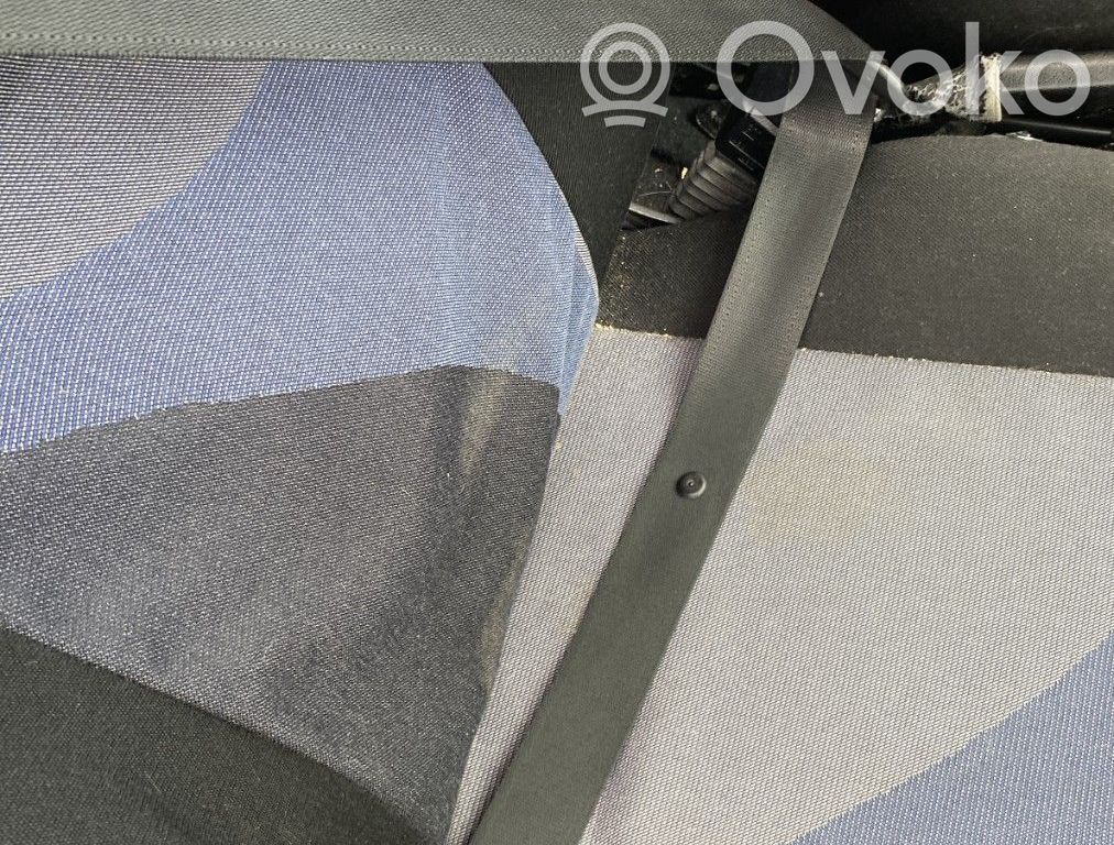 Opel Corsa B Cinturón delantero 