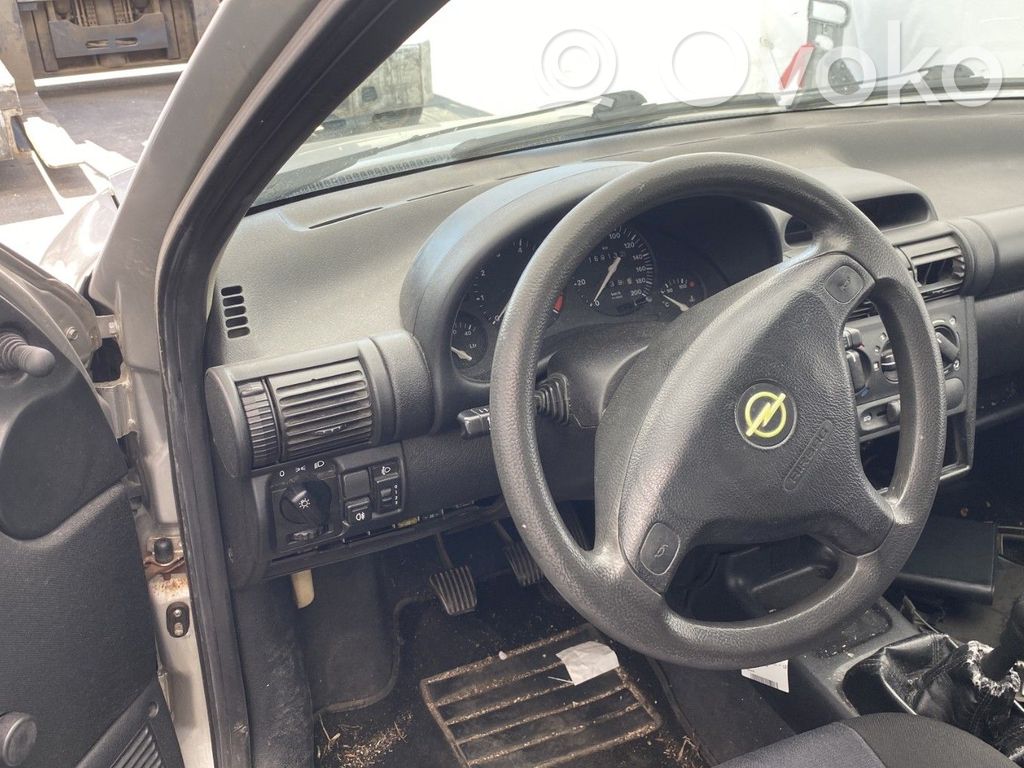 Opel Corsa B Cruscotto 