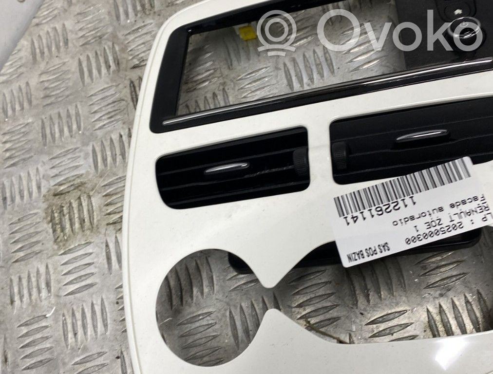 Renault Zoe Rămă unitate radio/GPS 