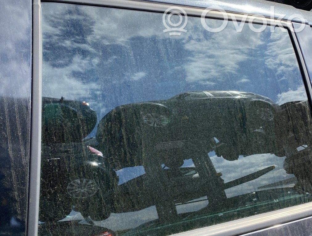 Peugeot 807 Rear door window glass 