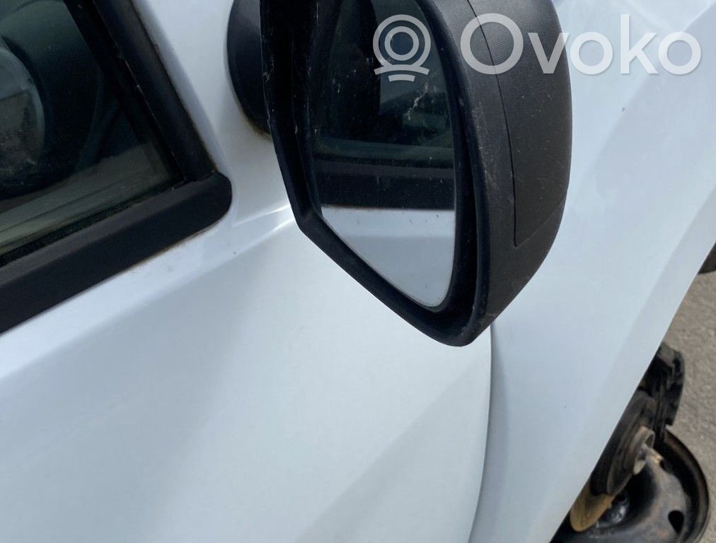 Dacia Duster Espejo lateral manual 
