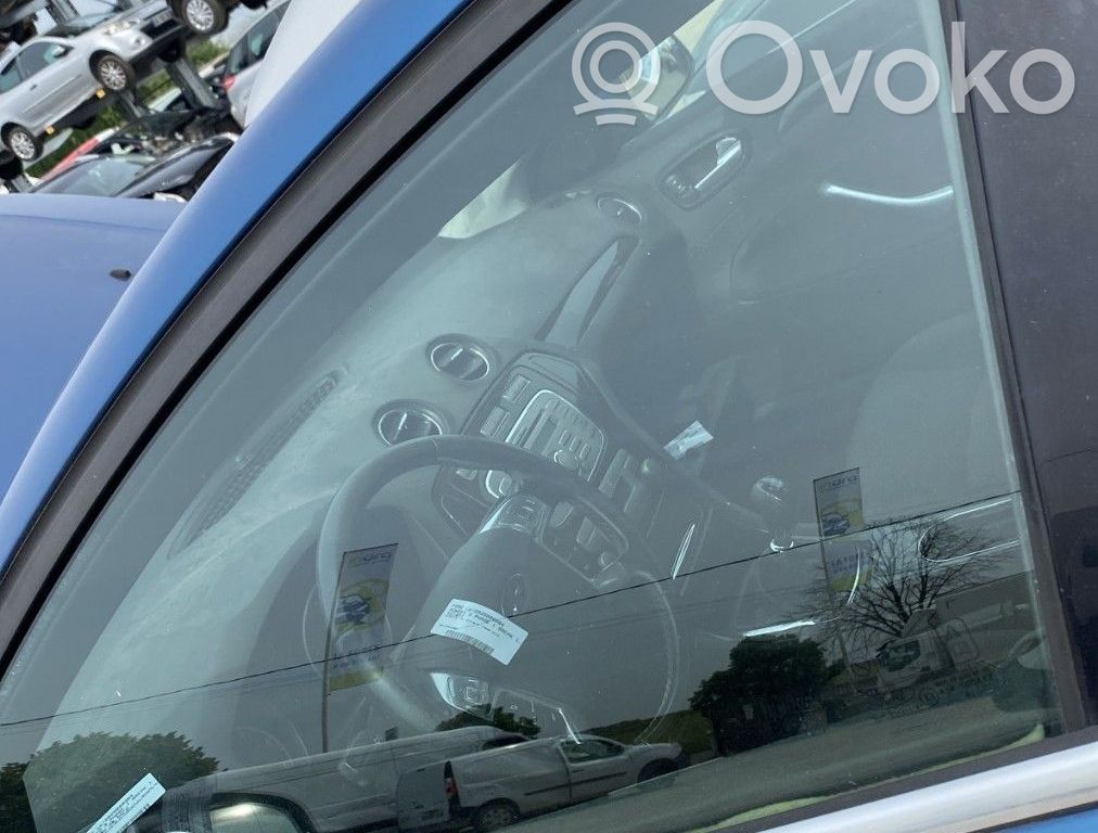 Ford Mondeo MK IV Vetro del finestrino della portiera anteriore - quattro porte 