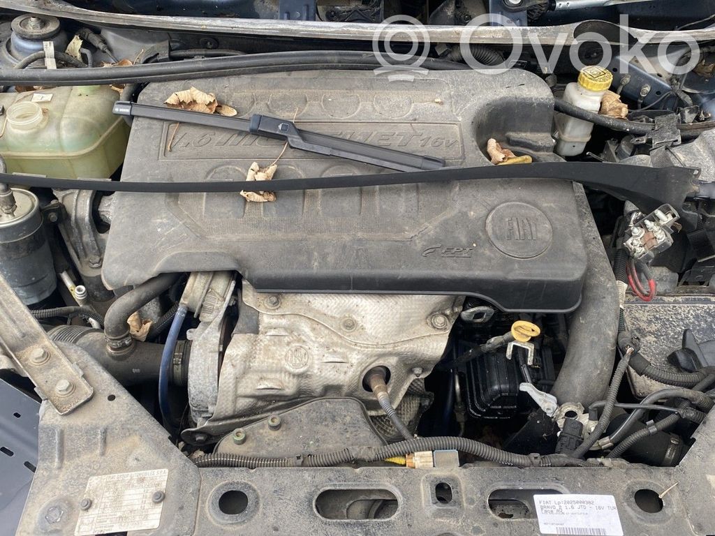 Fiat Bravo Engine head 