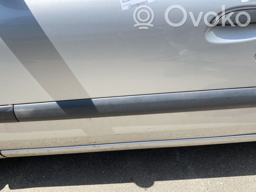 Renault Clio II Listwa drzwi przednich 