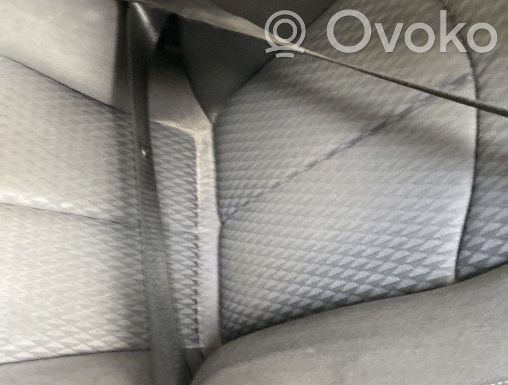 Mercedes-Benz E W211 Cinturón delantero 