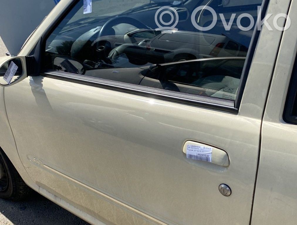 Fiat Seicento/600 Puerta delantera
