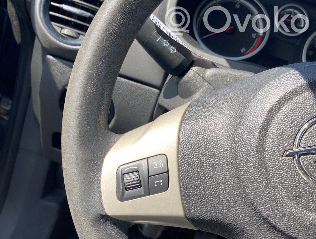 Opel Corsa D Volante 