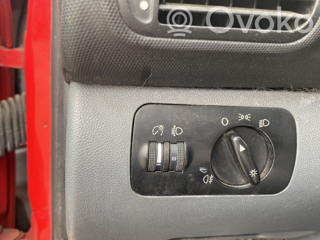 Seat Toledo II (1M) Interruptor de luz 
