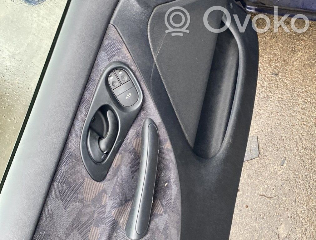 Etuoven verhoilu