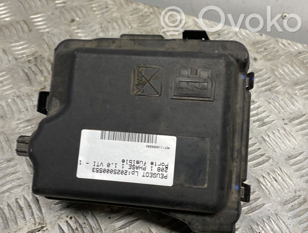 Peugeot 208 I Modulo fusibile 