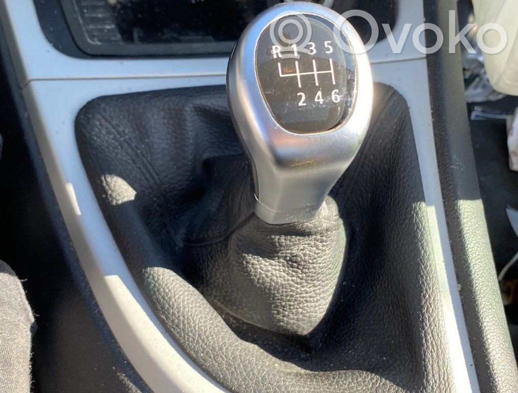 BMW 1 E82 E88 Verkleidung Schaltknauf Schalthebel Wählhebel 