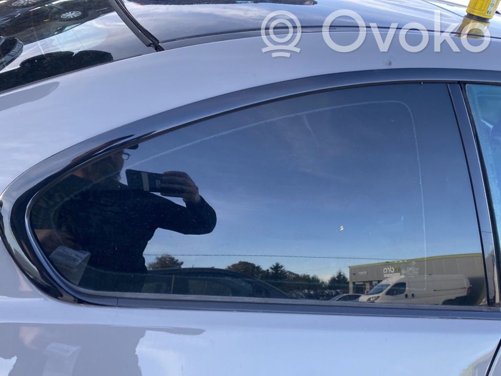 BMW 3 E92 E93 Rear side window 