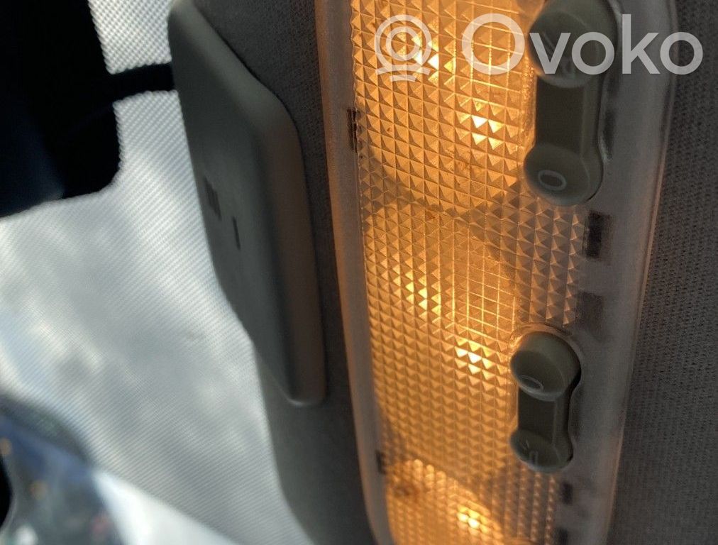 Nissan Qashqai Światło fotela przedniego 