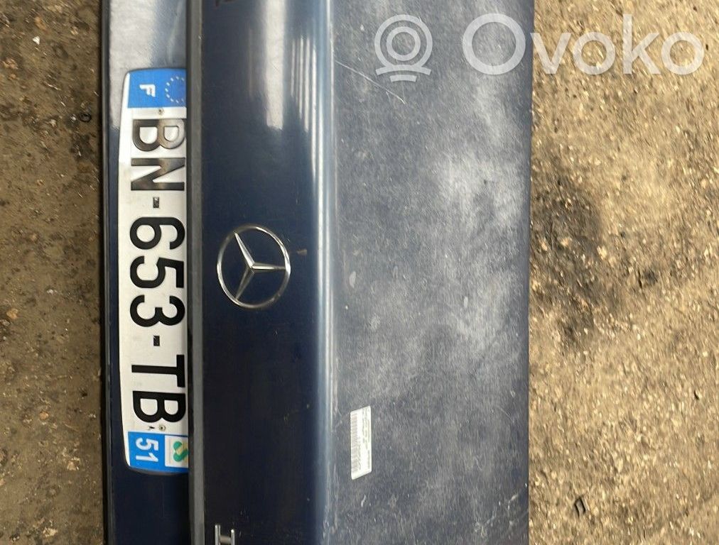 Mercedes-Benz E W124 Tylna klapa bagażnika 