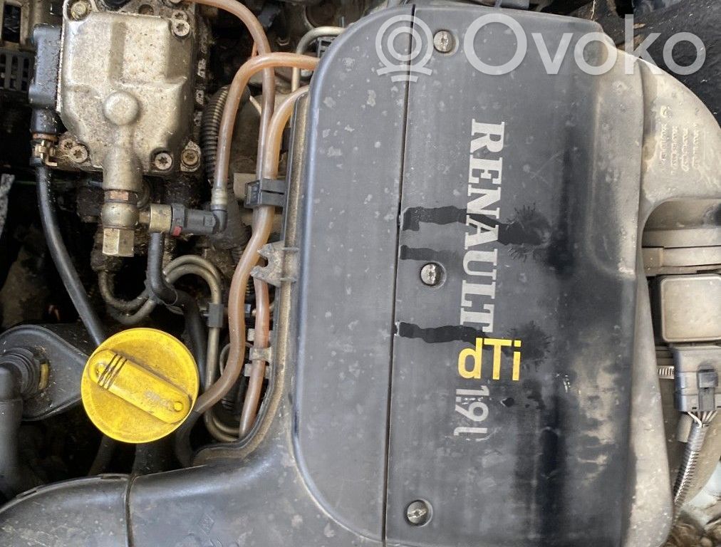 Renault Clio II Dzinējs 