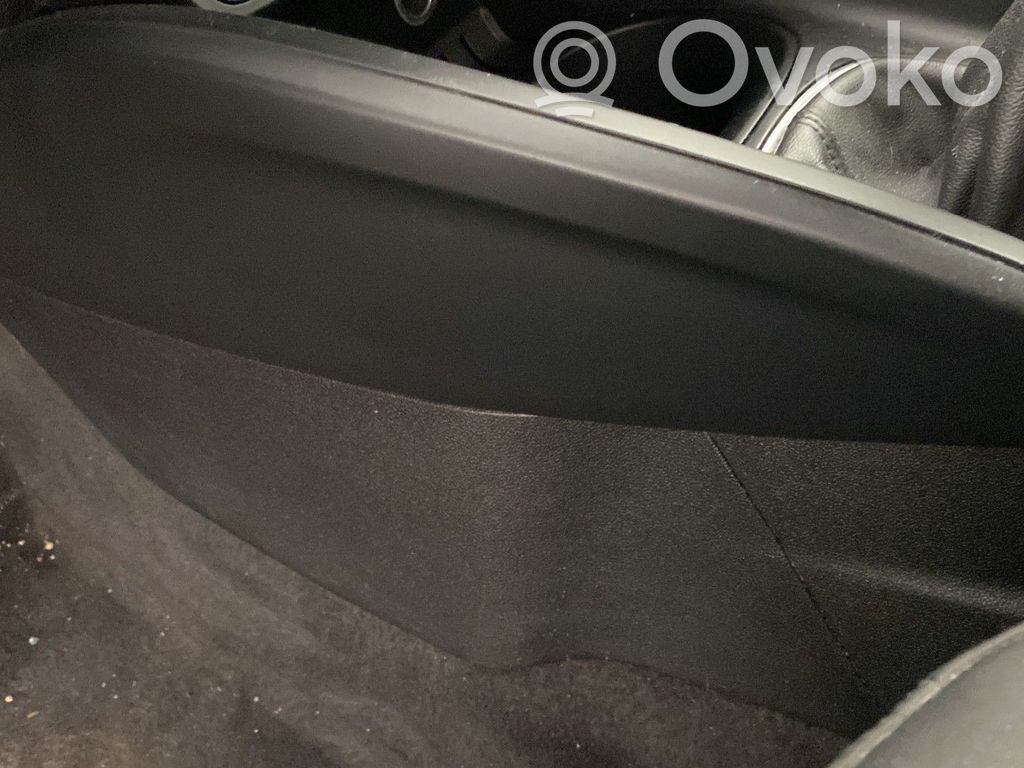 Audi A1 Center console 