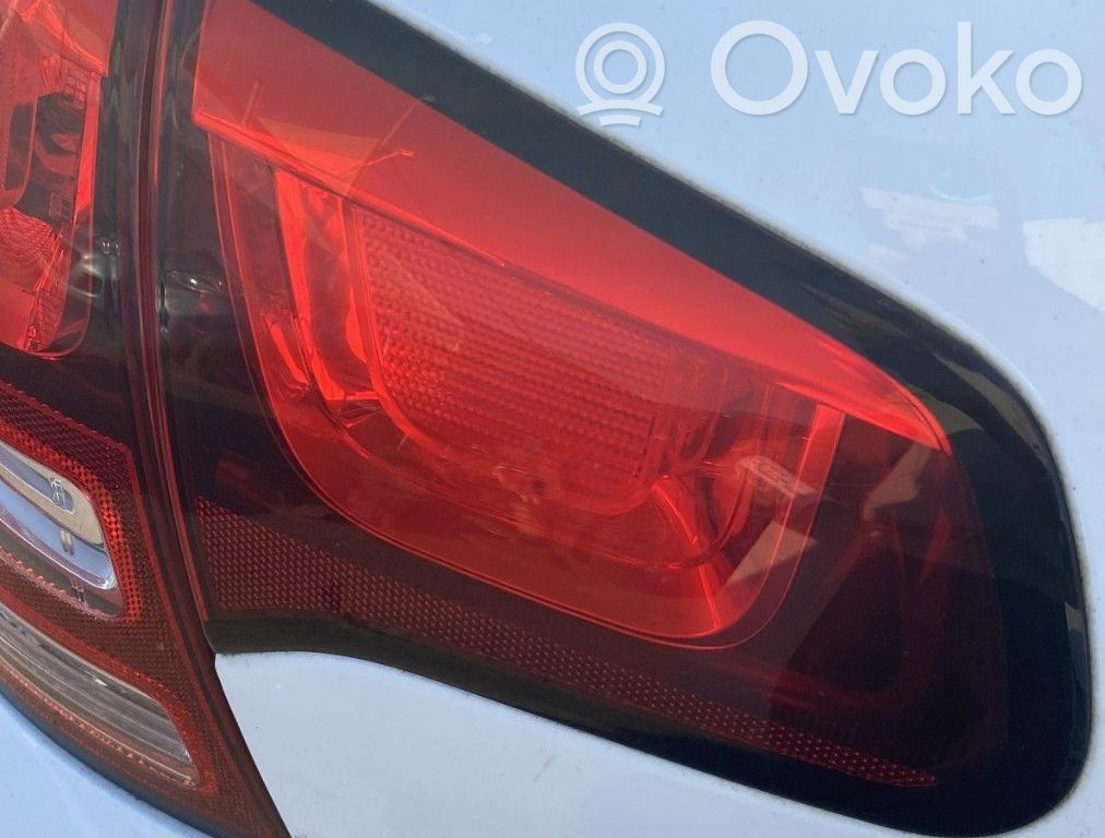 Citroen C3 Luci posteriori del portellone del bagagliaio 