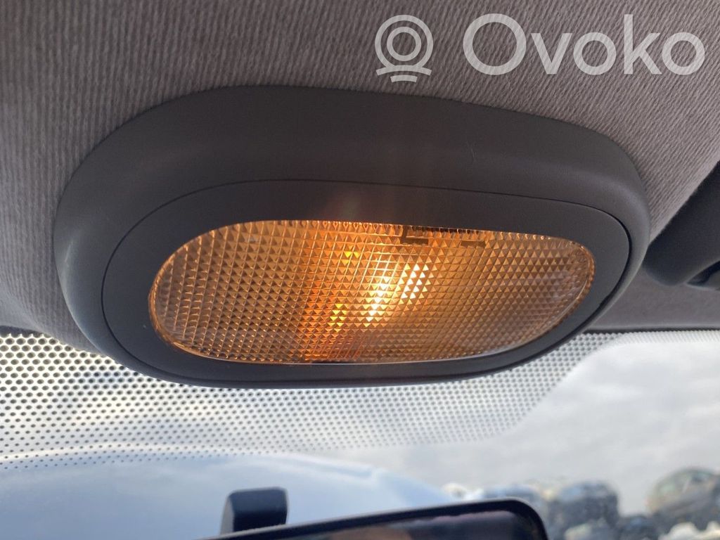 Renault Clio II Etuistuimen valo 