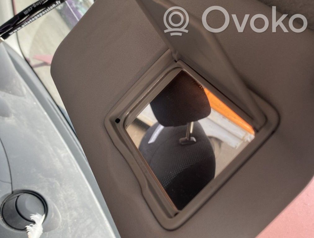 Mazda 2 Sun visor 