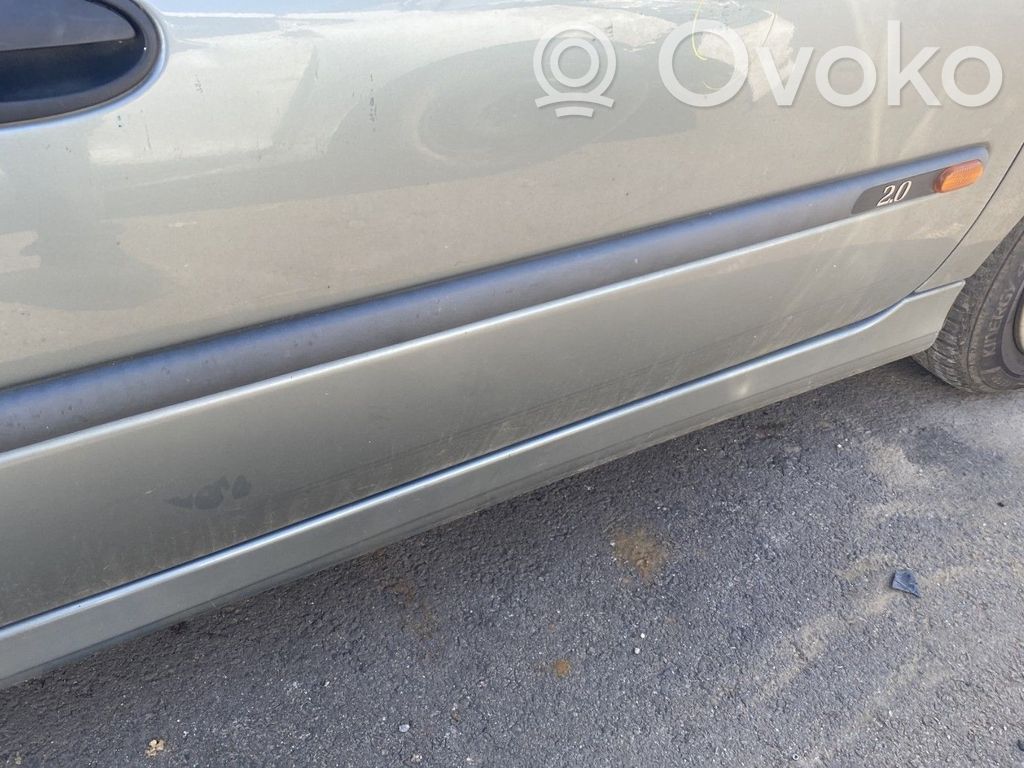 Renault Laguna I Listwa drzwi przednich