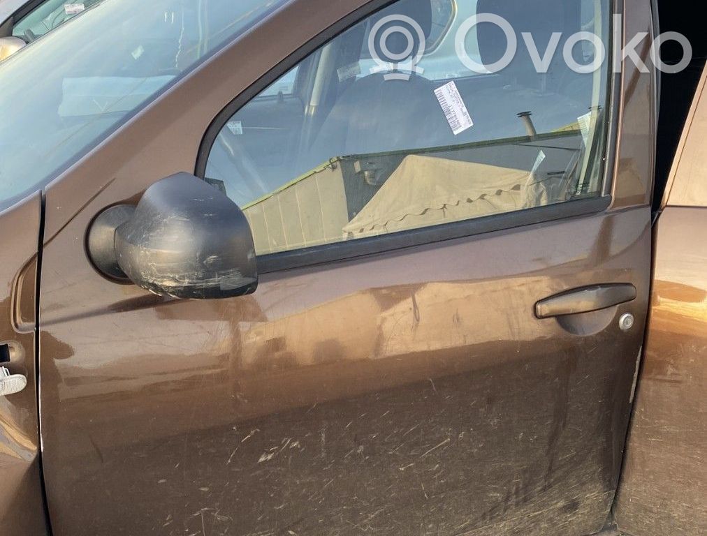 Dacia Duster Durvis 