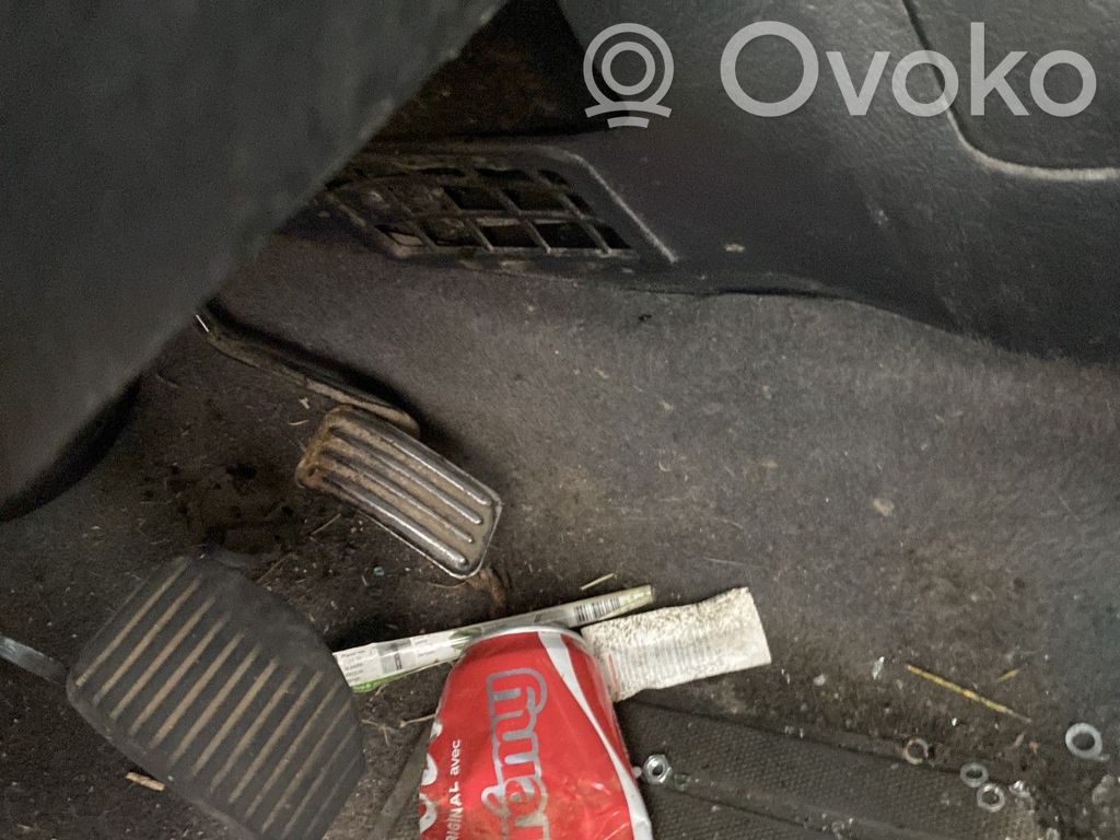 Citroen Berlingo Pedał gazu / przyspieszenia 