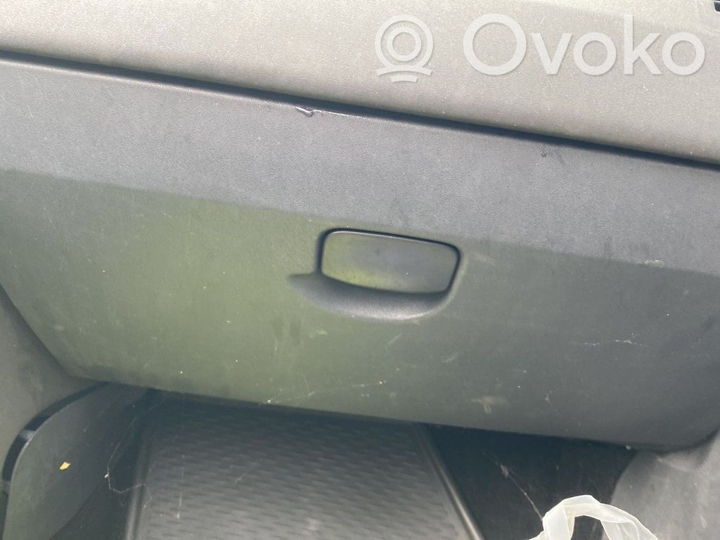 Renault Megane II Juego guantera 
