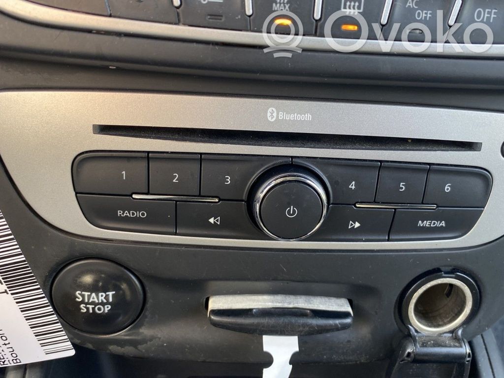 Renault Megane III Unitate principală radio/CD/DVD/GPS 