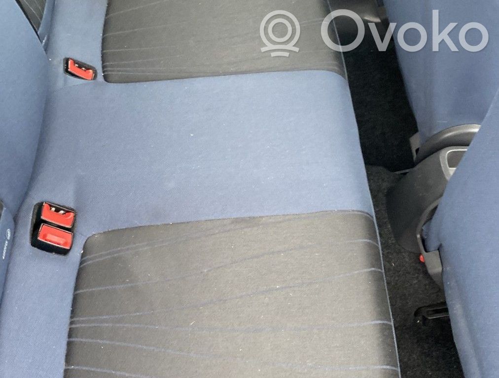 Opel Corsa D Takaistuin 