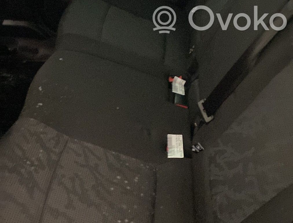 Peugeot 3008 I Takaistuin 