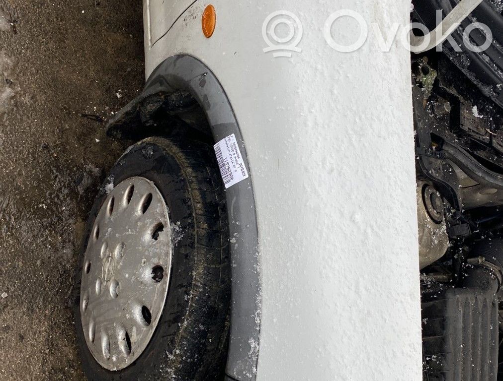 Opel Corsa B Spārns 
