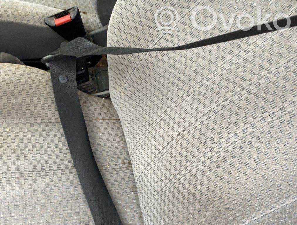 Opel Corsa B Cinturón delantero 