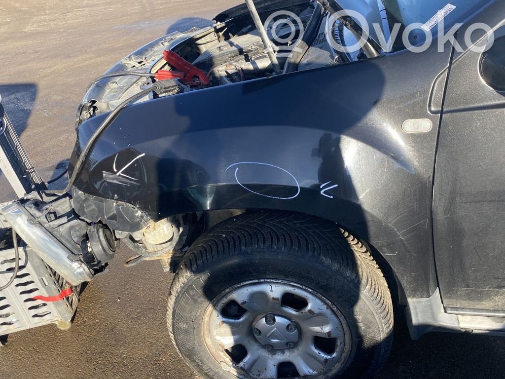 Dacia Duster Sparnas 