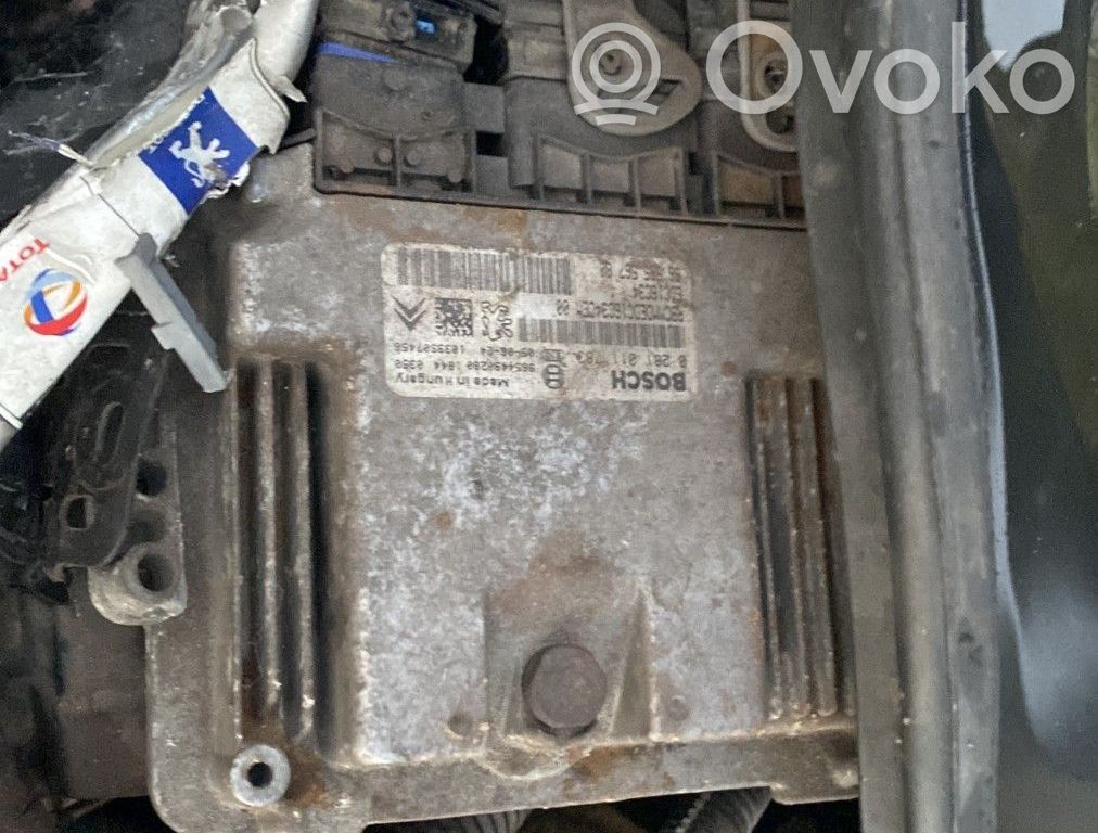 Peugeot 206 Engine control unit/module 