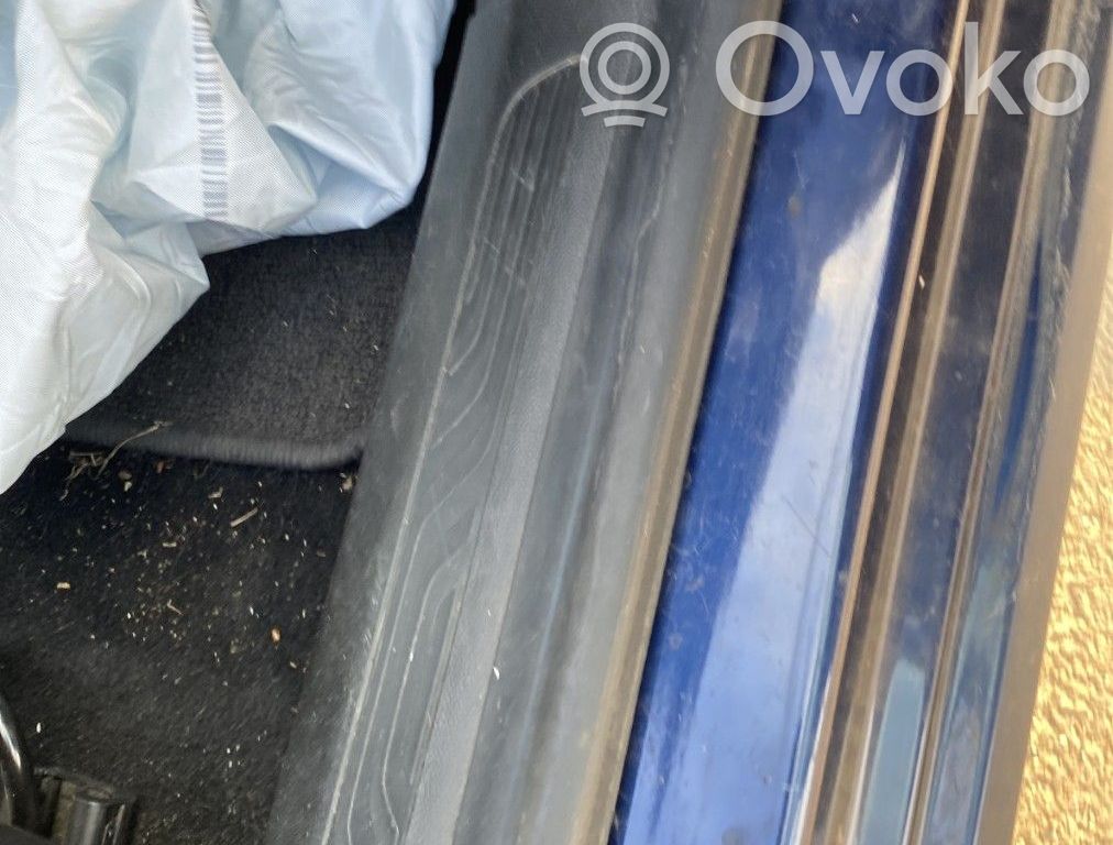 Renault Megane IV Etuoven kumitiiviste