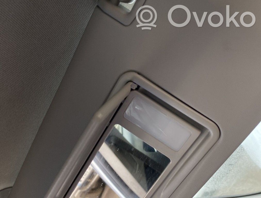 Opel Astra J Skydelis nuo saulės 