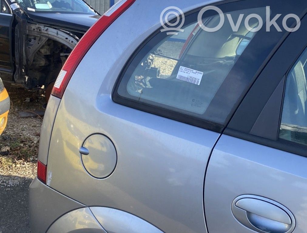 Opel Meriva A Takakulmapaneeli 