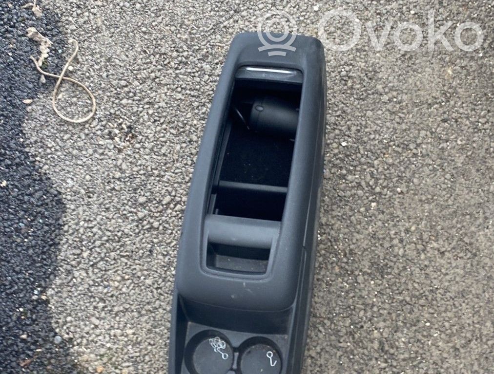 Citroen C4 II Picasso Consola central 