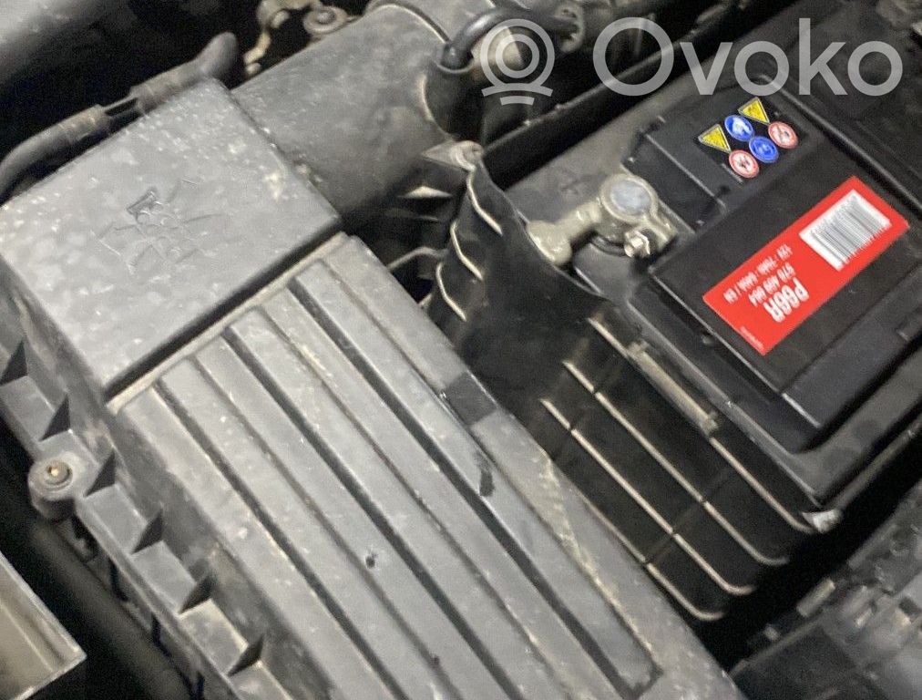 Volkswagen Touran I Scatola del filtro dell’aria 