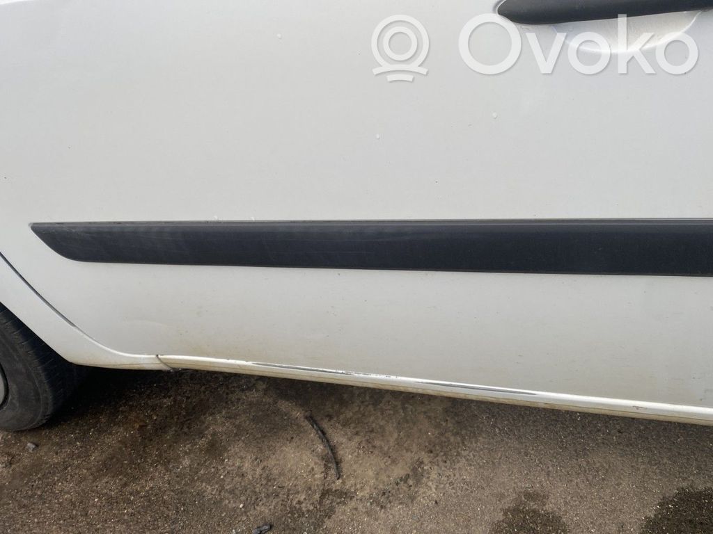 Renault Kangoo II Listwa drzwi przednich 