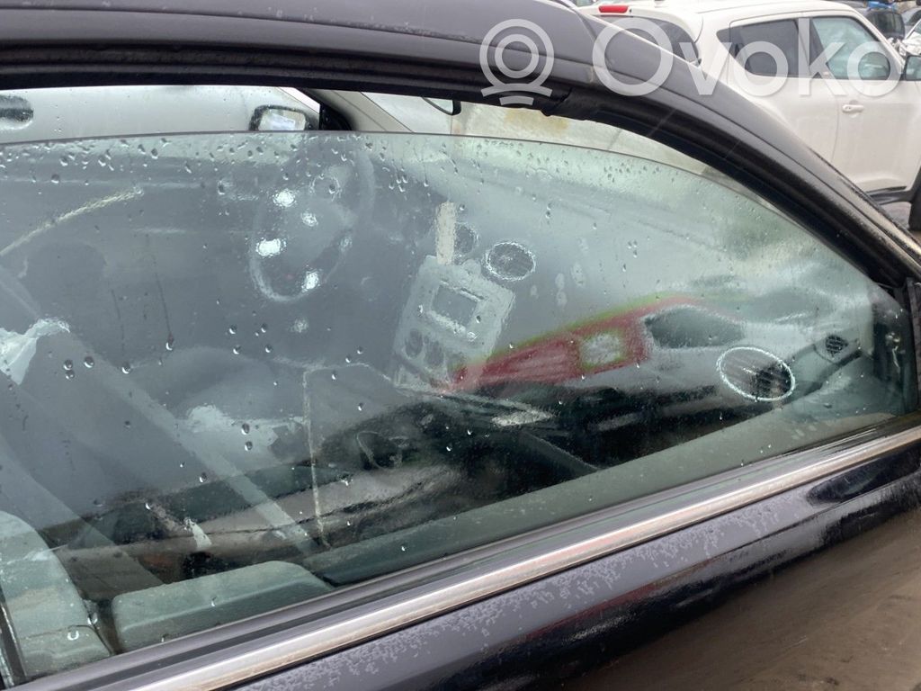 Ford Focus Front door window glass four-door 
