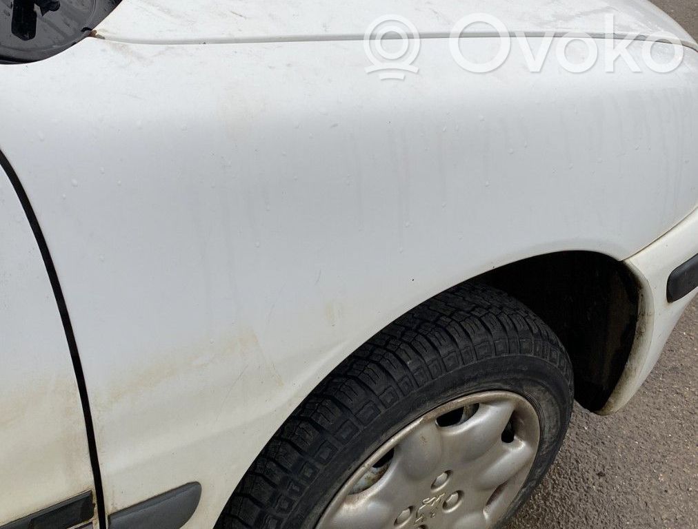 Peugeot 106 Aripă 