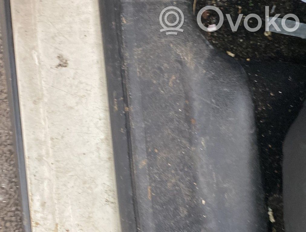 Peugeot 207 Gumowa uszczelka drzwi tylnych / na karoserii