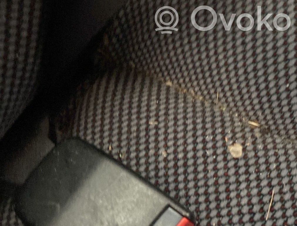 Bridă fixare centură de siguranță spate