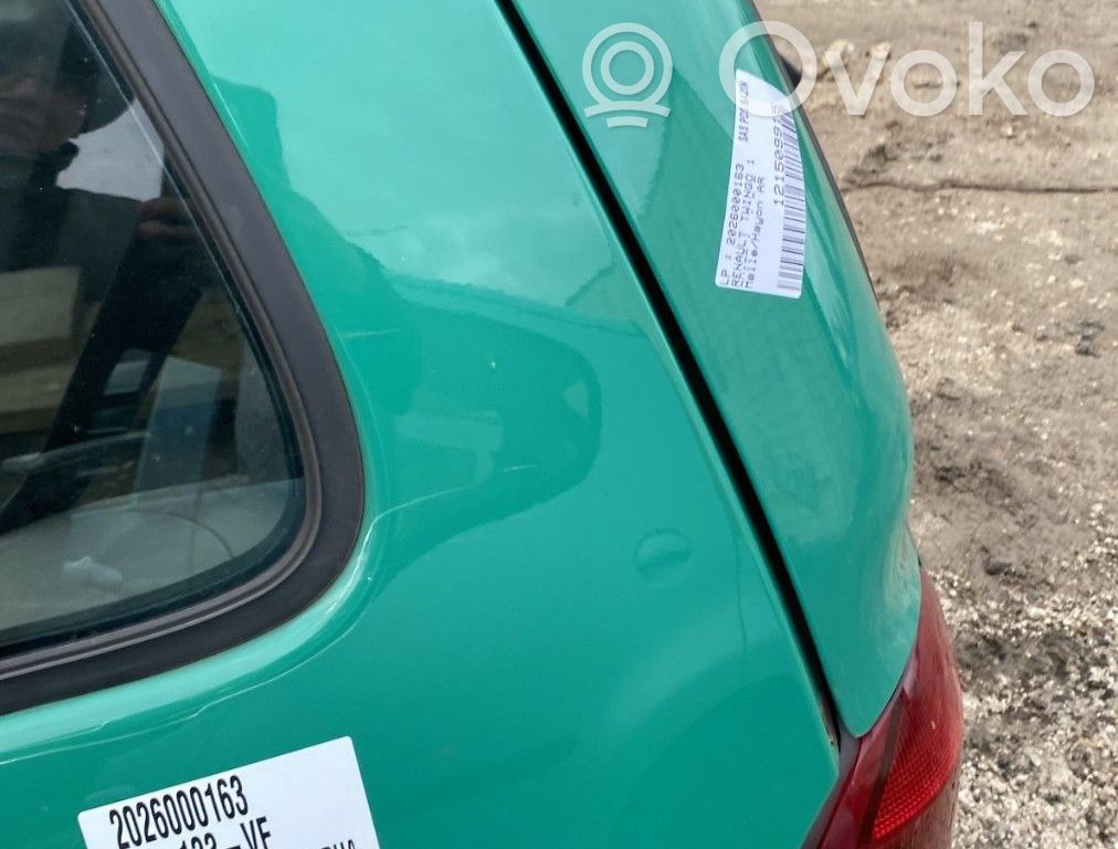Panel lateral trasero   7751468300